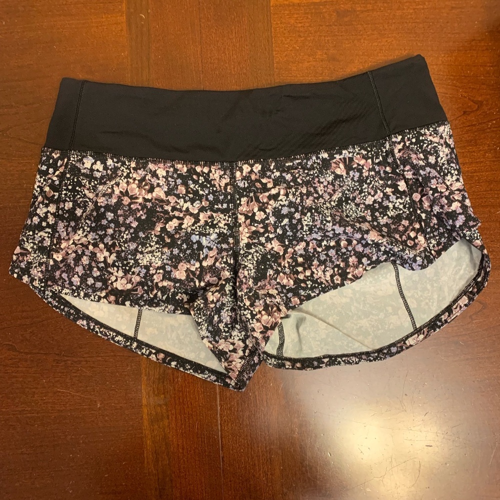 Lululemon Speed Up Short 2.5" (Size 4) Floral Spritz Multi / Black VGUC